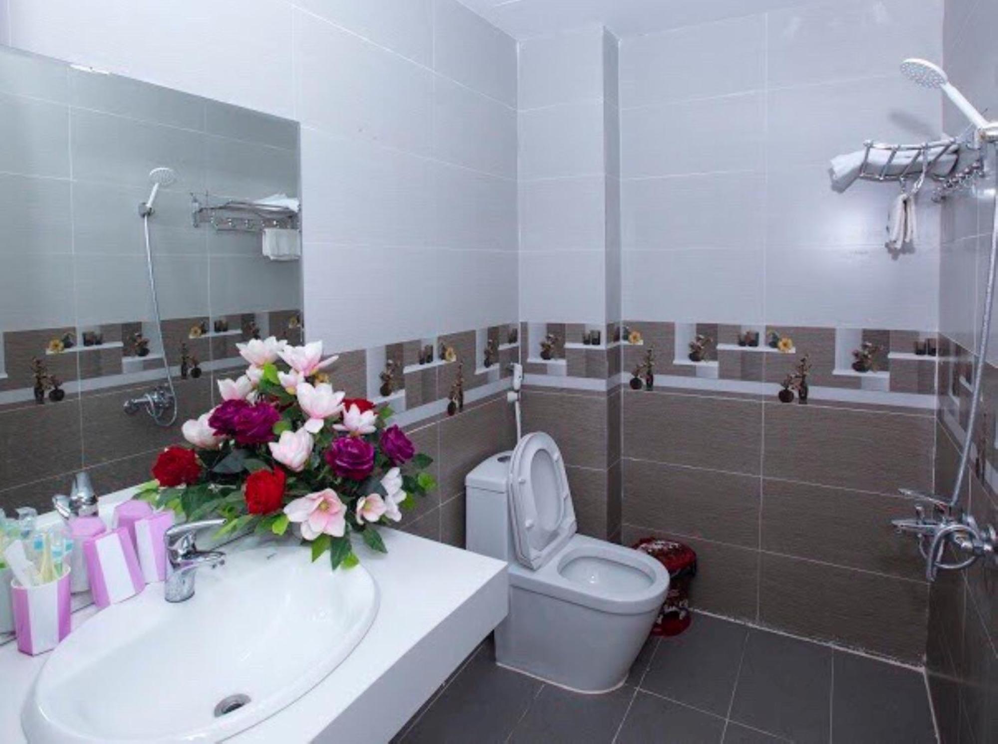 Khách Sạn Hoàng Gia Son La Ngoại thất bức ảnh